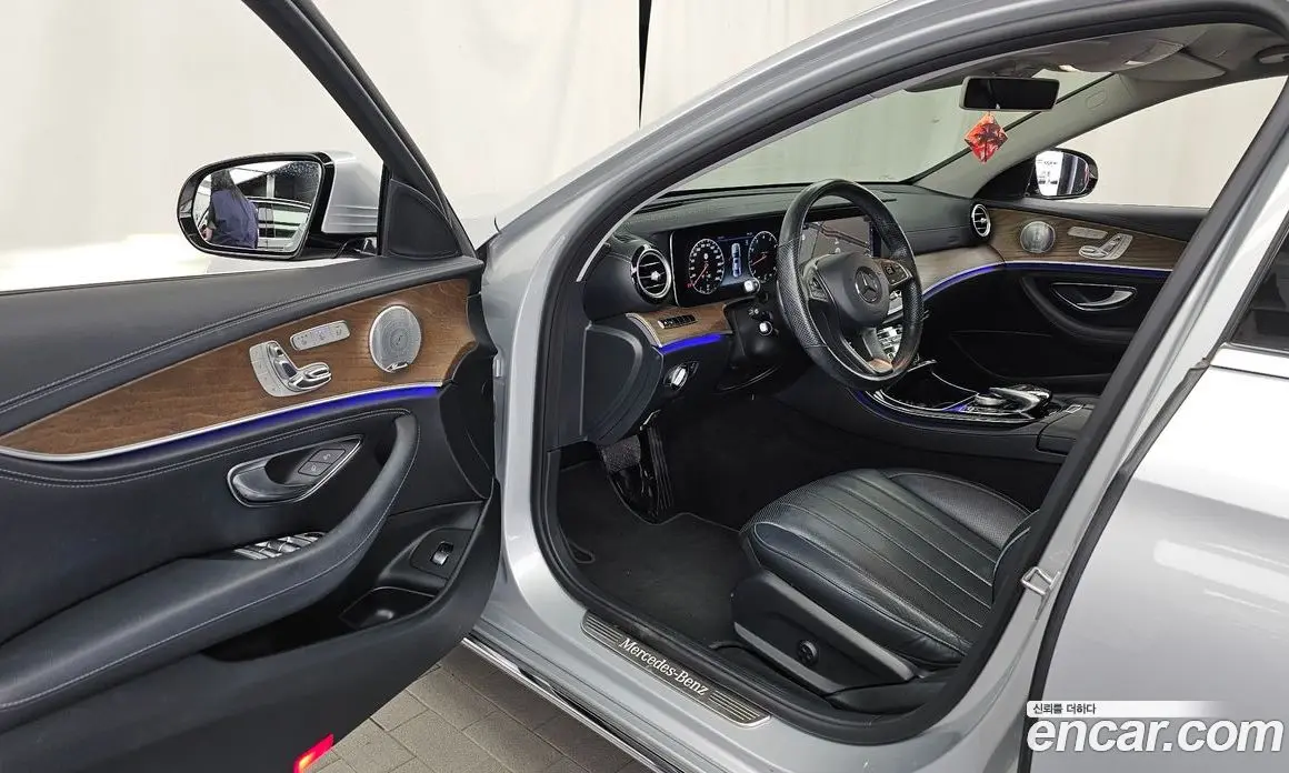Mercedes-Benz E-Class 2018 2.0 автомат (гидро), фото 10