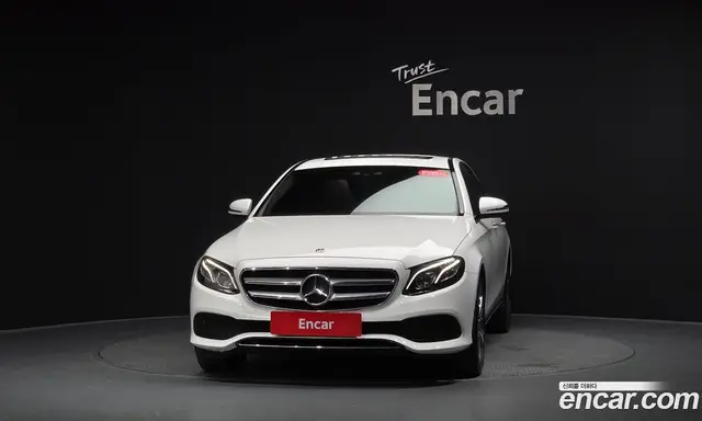Mercedes-Benz E-Class 2019 1.9 автомат (гидро), миниатюра 2 Mercedes-Benz E-Class 2019 1.9 автомат (гидро), миниатюра 2