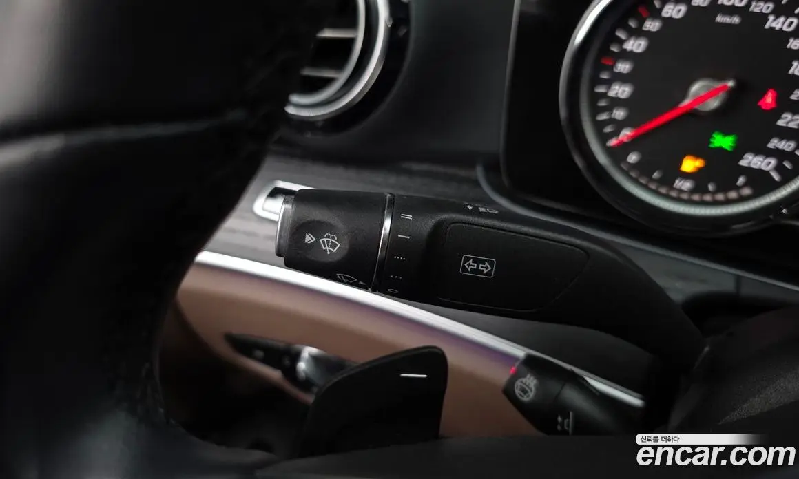 Mercedes-Benz E-Class 2019 1.9 автомат (гидро), фото 29 Mercedes-Benz E-Class 2019 1.9 автомат (гидро), фото 29