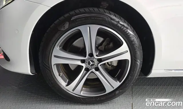 Mercedes-Benz E-Class 2019 1.9 автомат (гидро), миниатюра 4 Mercedes-Benz E-Class 2019 1.9 автомат (гидро), миниатюра 4