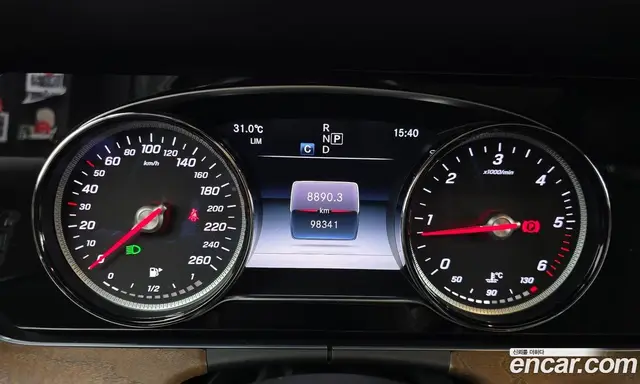 Mercedes-Benz E-Class 2019 1.9 автомат (гидро), миниатюра 11