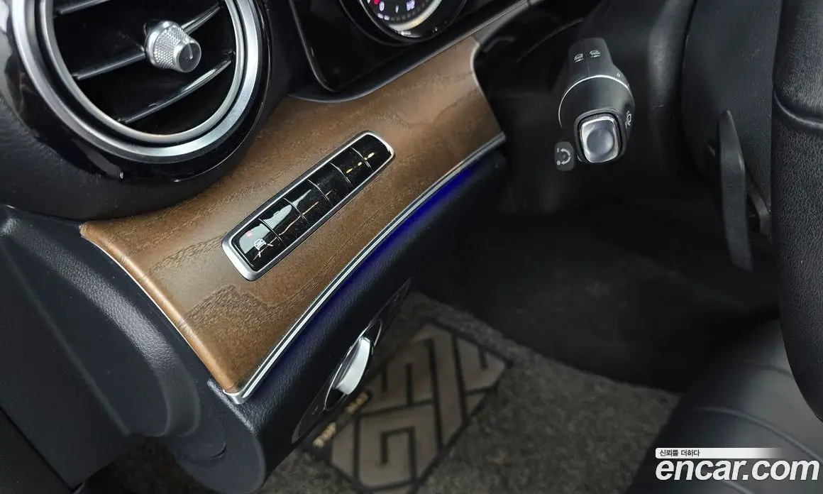 Mercedes-Benz E-Class 2019 1.9 автомат (гидро), фото 27