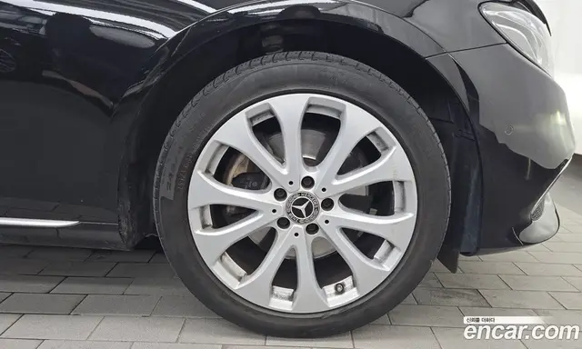 Mercedes-Benz E-Class 2019 1.9 автомат (гидро), миниатюра 7