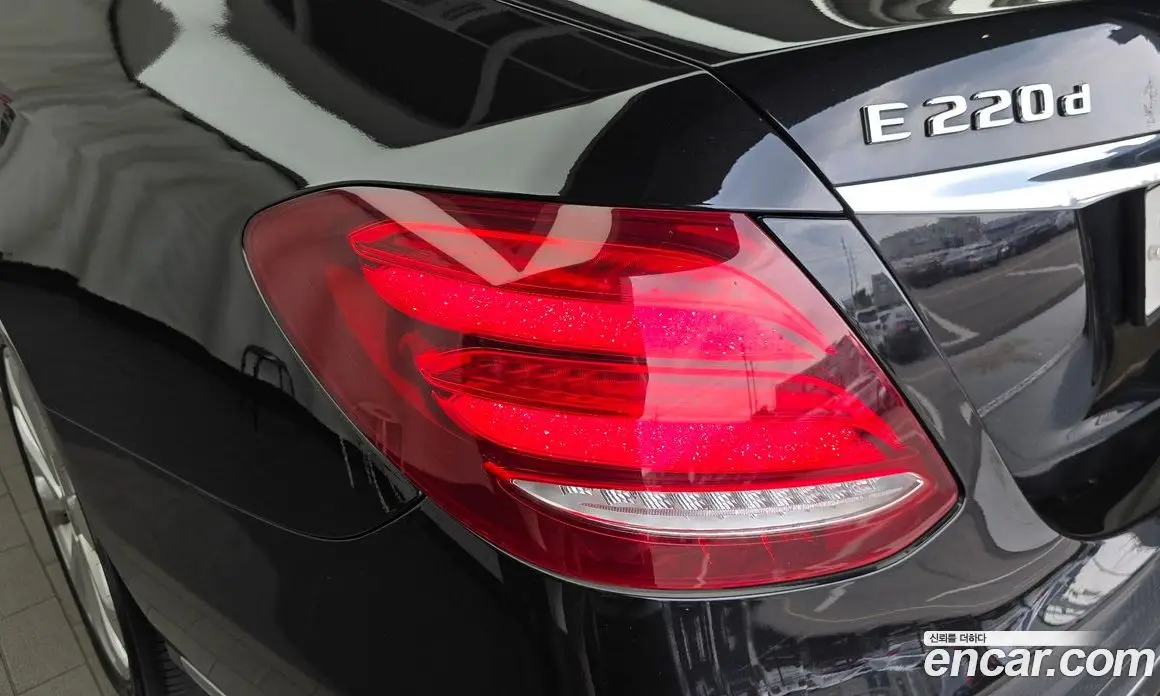 Mercedes-Benz E-Class 2019 1.9 автомат (гидро), фото 9