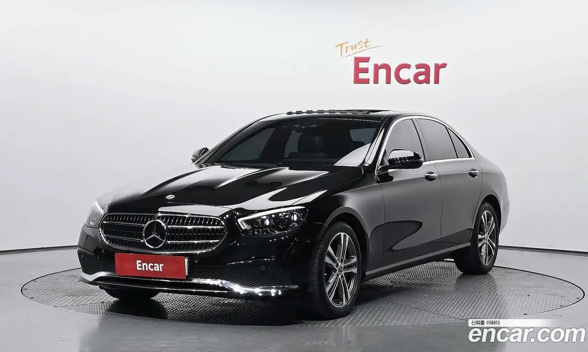 Mercedes-Benz E-Class 2021 2.0 автомат (гидро), фото 1 Mercedes-Benz E-Class 2021 2.0 автомат (гидро), фото 1