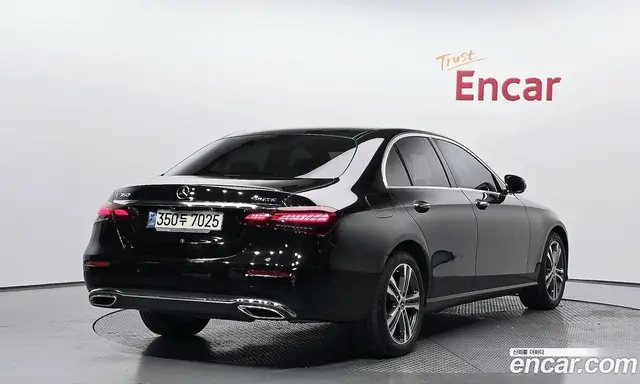 Mercedes-Benz E-Class 2021 2.0 автомат (гидро), миниатюра 2 Mercedes-Benz E-Class 2021 2.0 автомат (гидро), миниатюра 2