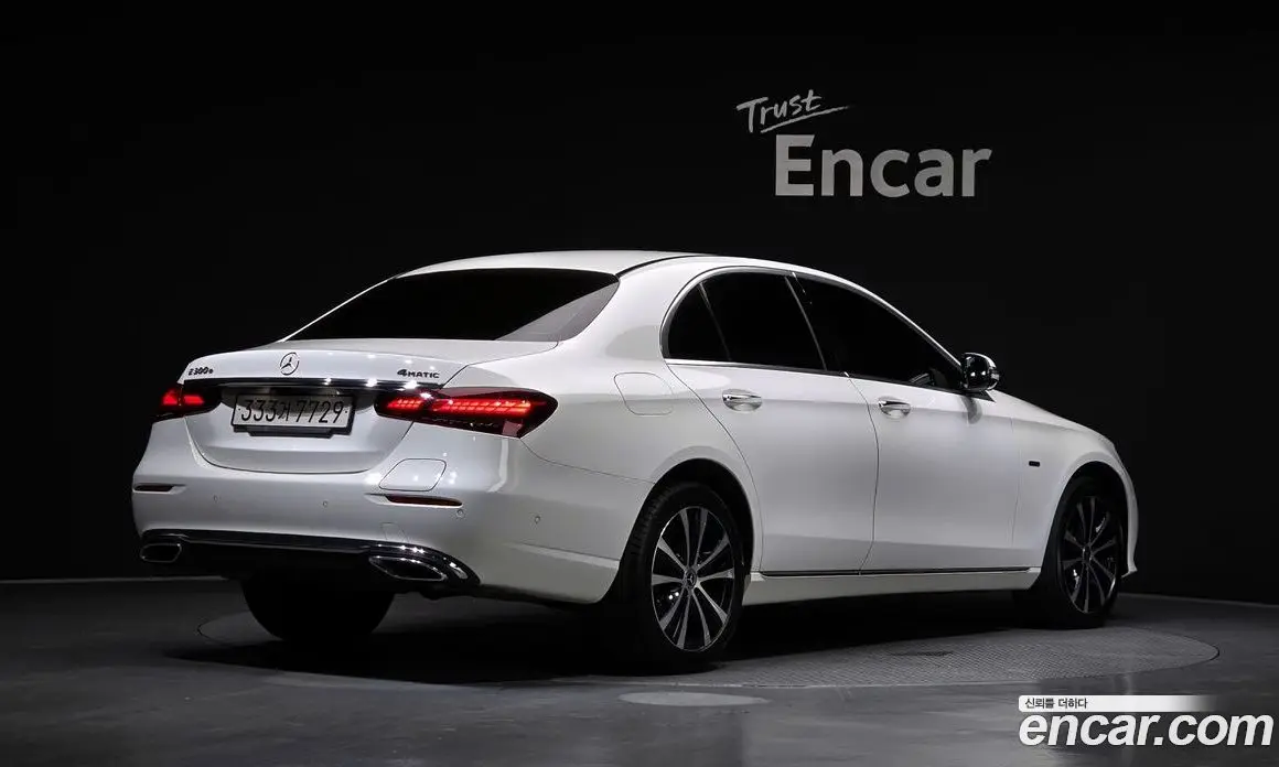 Mercedes-Benz E-Class 2021 2.0 автомат (гидро), фото 2 Mercedes-Benz E-Class 2021 2.0 автомат (гидро), фото 2