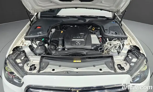 Mercedes-Benz E-Class 2021 2.0 автомат (гидро), миниатюра 6 Mercedes-Benz E-Class 2021 2.0 автомат (гидро), миниатюра 6