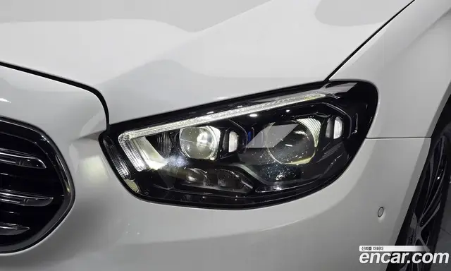 Mercedes-Benz E-Class 2021 2.0 автомат (гидро), миниатюра 8 Mercedes-Benz E-Class 2021 2.0 автомат (гидро), миниатюра 8