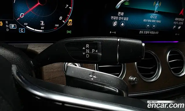 Mercedes-Benz E-Class 2022 2.0 автомат (гидро), миниатюра 12