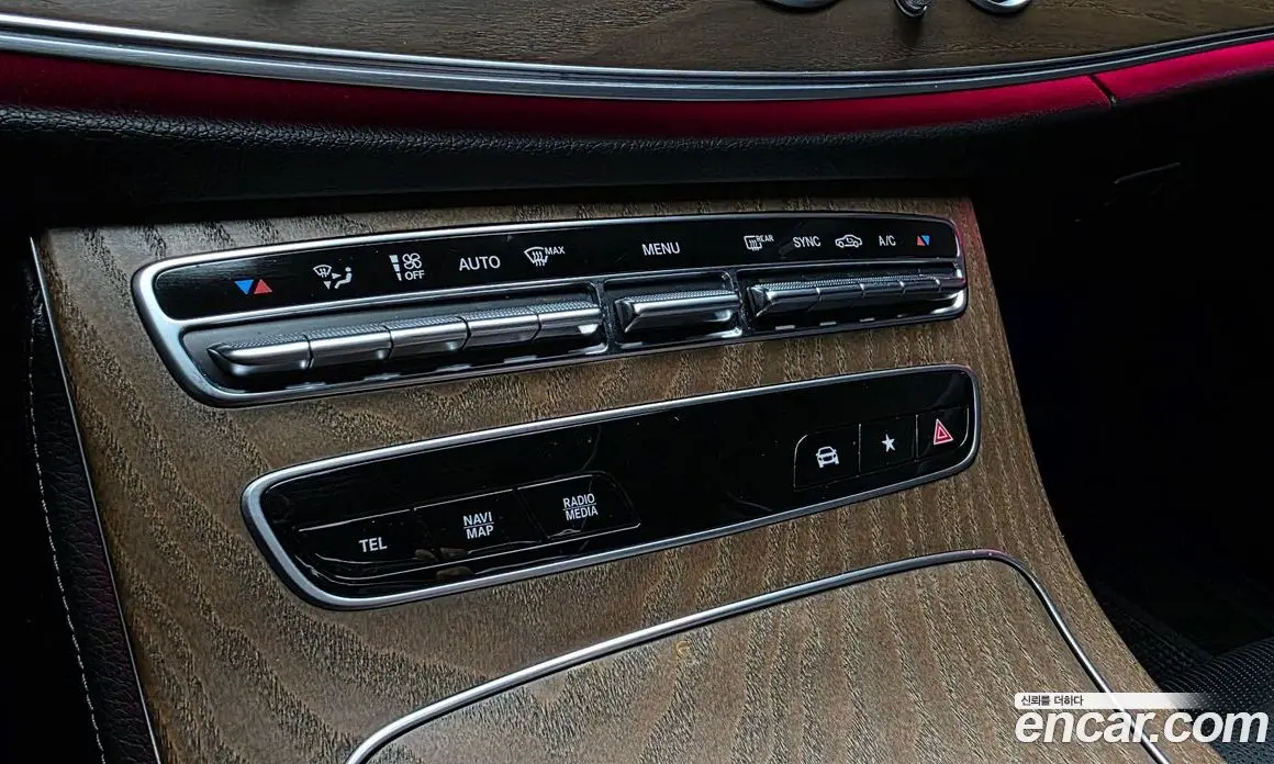 Mercedes-Benz E-Class 2022 2.0 автомат (гидро), фото 27