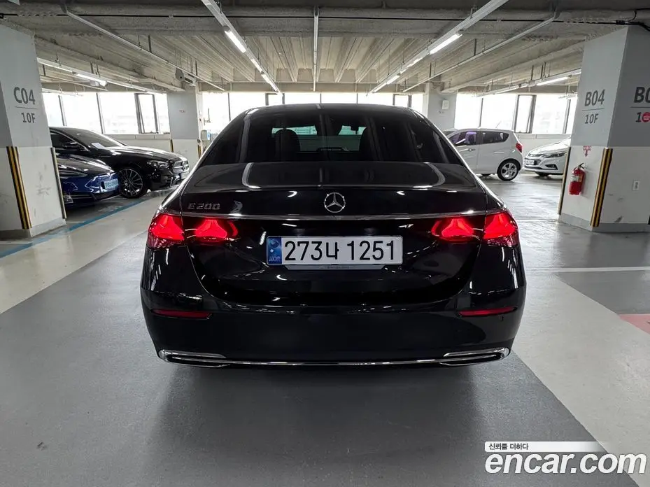 Mercedes-Benz E-Class 2025 2.0 автомат (гидро), фото 4 Mercedes-Benz E-Class 2025 2.0 автомат (гидро), фото 4