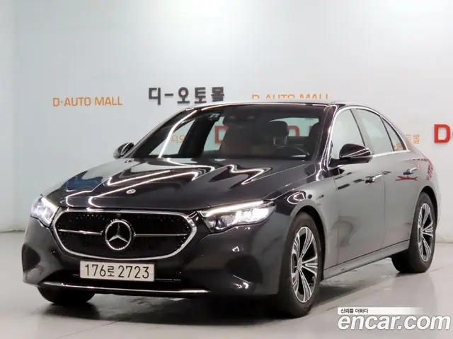 Mercedes-Benz E-Class 2025 2.0 автомат (гидро), миниатюра 1 Mercedes-Benz E-Class 2025 2.0 автомат (гидро), миниатюра 1