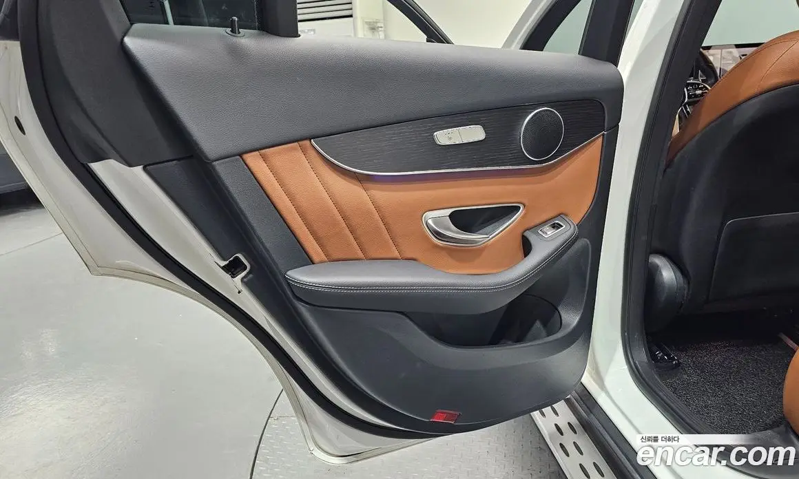 Mercedes-Benz GLC-Class 2020 2.0 автомат (гидро), фото 15