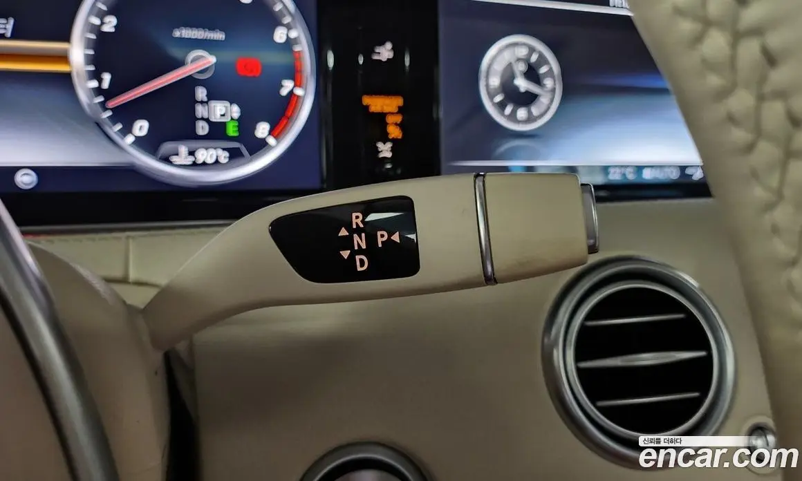 Mercedes-Benz S-Class 2017 3.0 автомат (гидро), фото 17 Mercedes-Benz S-Class 2017 3.0 автомат (гидро), фото 17