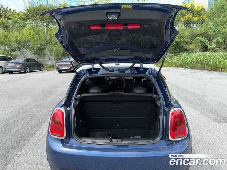 Mini Cooper 2014 1.5 автомат (гидро), фото 17 Mini Cooper 2014 1.5 автомат (гидро), фото 17