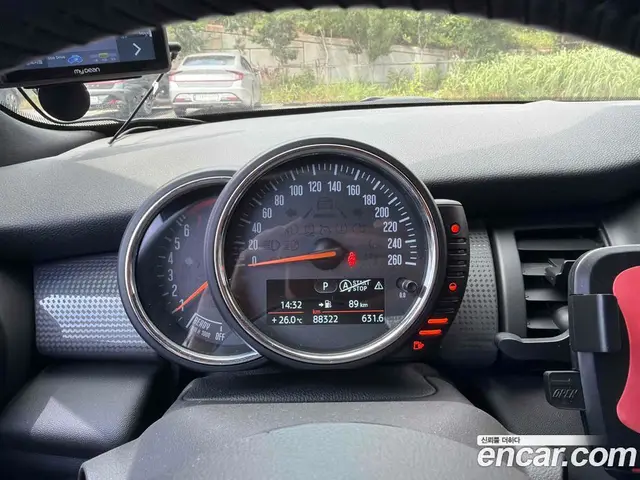 Mini Cooper 2014 1.5 автомат (гидро), миниатюра 8 Mini Cooper 2014 1.5 автомат (гидро), миниатюра 8