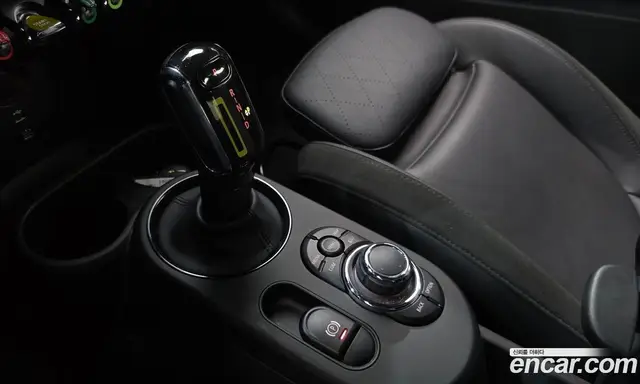 Mini Cooper 2023 автомат (гидро), миниатюра 11