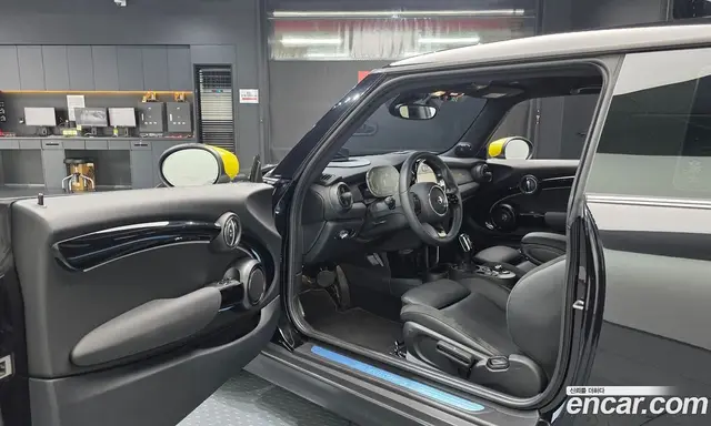 Mini Cooper 2023 автомат (гидро), миниатюра 12