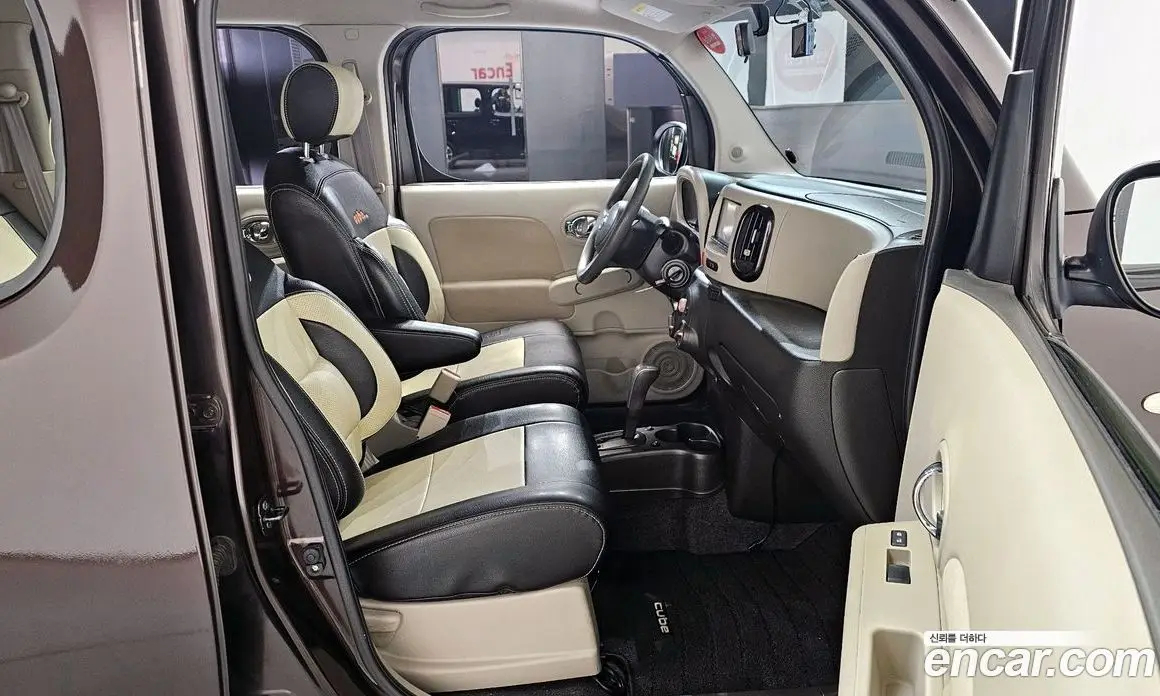Nissan Cube 2011 1.8 автомат (гидро), фото 10 Nissan Cube 2011 1.8 автомат (гидро), фото 10