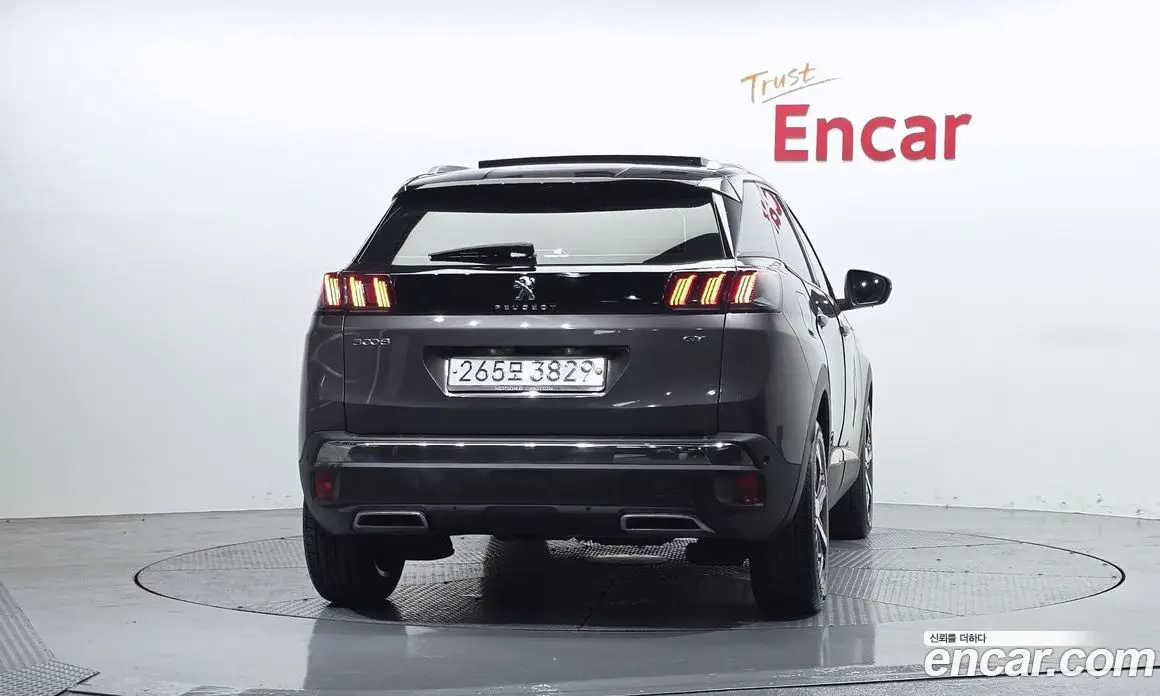 Peugeot 3008 2021 1.5 автомат (гидро), фото 4