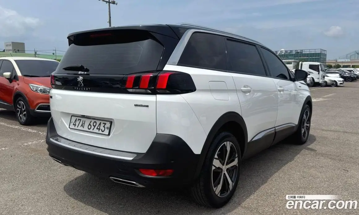 Peugeot 5008 2017 1.6 автомат (гидро), фото 2 Peugeot 5008 2017 1.6 автомат (гидро), фото 2