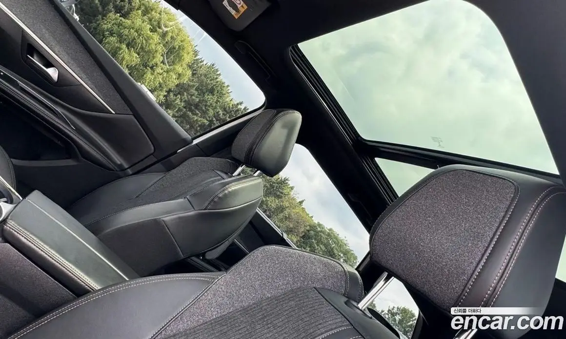 Peugeot 5008 2017 1.6 автомат (гидро), фото 17 Peugeot 5008 2017 1.6 автомат (гидро), фото 17