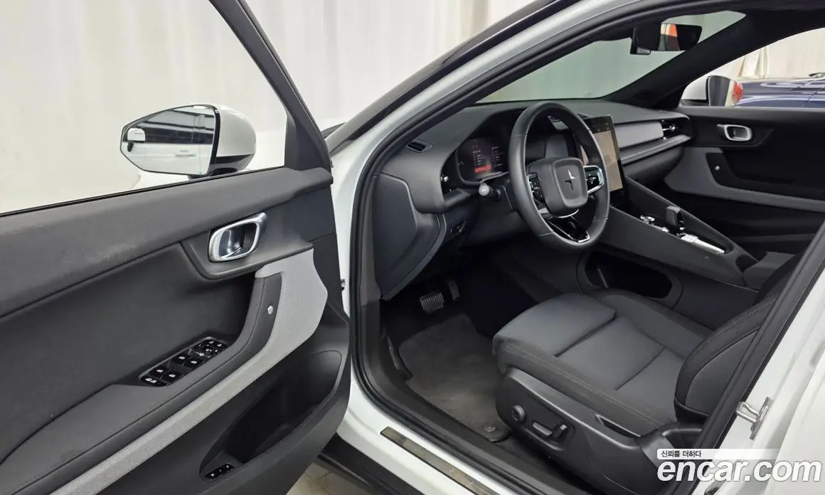 Polestar Polestar 2 2022 0.2 автомат (гидро), фото 13 Polestar Polestar 2 2022 0.2 автомат (гидро), фото 13