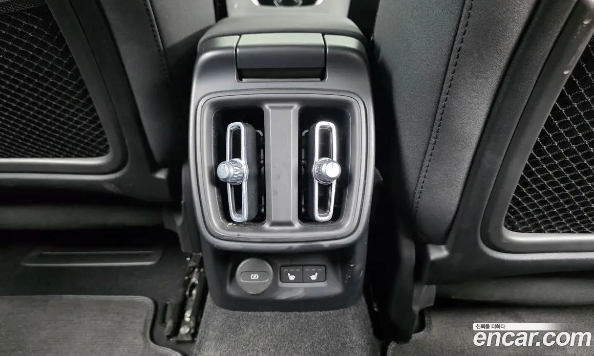 Polestar Polestar 2 2022 0.2 автомат (гидро), фото 24 Polestar Polestar 2 2022 0.2 автомат (гидро), фото 24