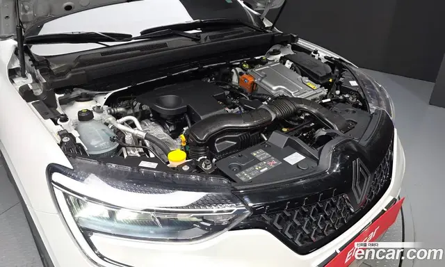 Renault (Samsung) Arkana 2024 1.6 автомат (гидро), миниатюра 6 Renault (Samsung) Arkana 2024 1.6 автомат (гидро), миниатюра 6
