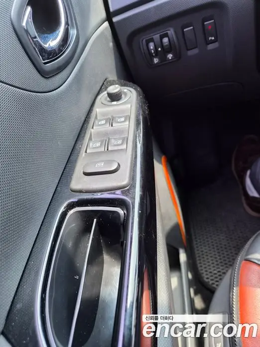 Renault (Samsung) QM3 2015 1.5 автомат (гидро), миниатюра 4 Renault (Samsung) QM3 2015 1.5 автомат (гидро), миниатюра 4