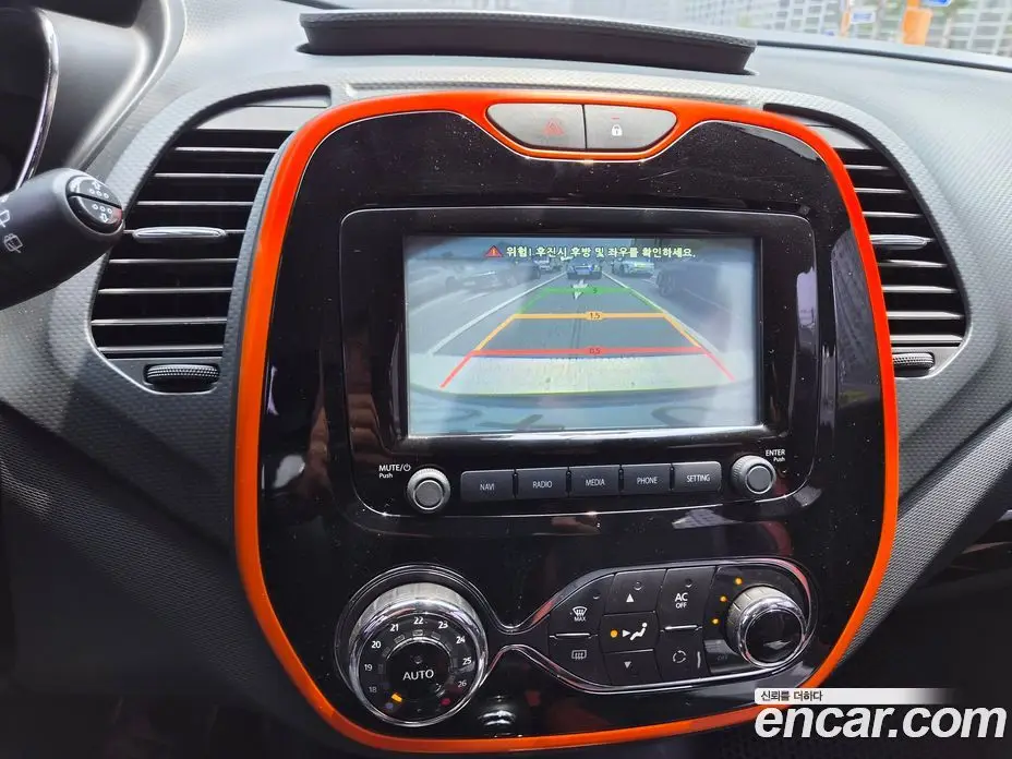 Renault (Samsung) QM3 2015 1.5 автомат (гидро), фото 6 Renault (Samsung) QM3 2015 1.5 автомат (гидро), фото 6