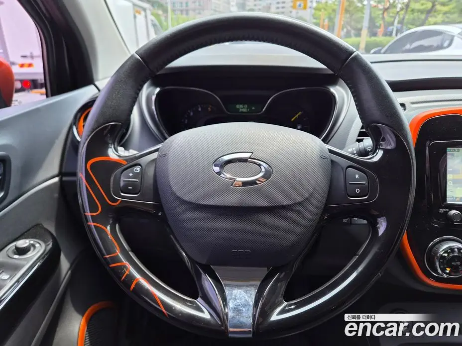 Renault (Samsung) QM3 2015 1.5 автомат (гидро), фото 8 Renault (Samsung) QM3 2015 1.5 автомат (гидро), фото 8