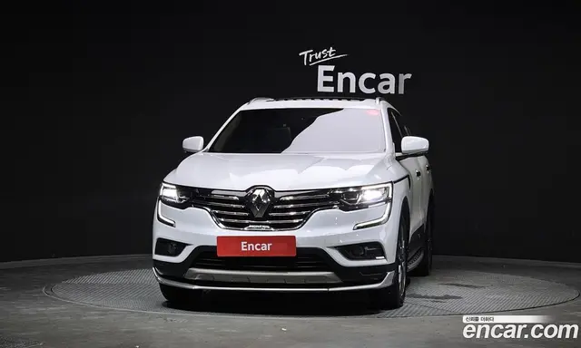 Renault (Samsung) QM6 2017 2.0 автомат (гидро), миниатюра 3 Renault (Samsung) QM6 2017 2.0 автомат (гидро), миниатюра 3