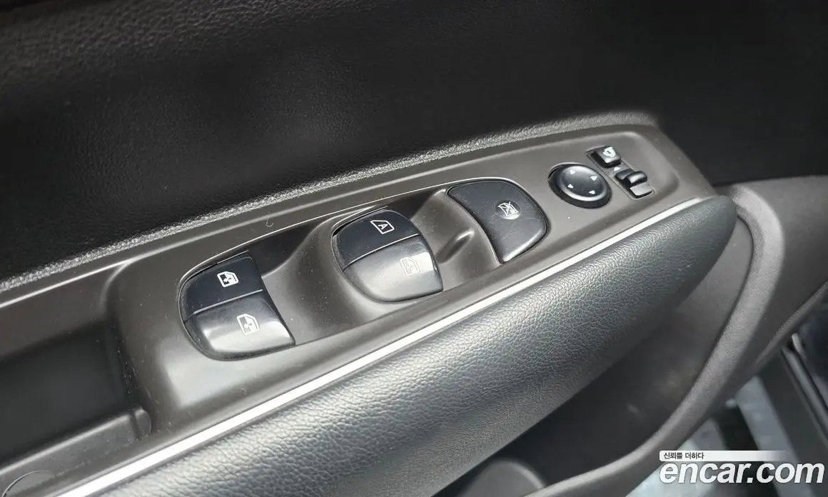 Renault (Samsung) QM6 2017 2.0 автомат (гидро), фото 14 Renault (Samsung) QM6 2017 2.0 автомат (гидро), фото 14