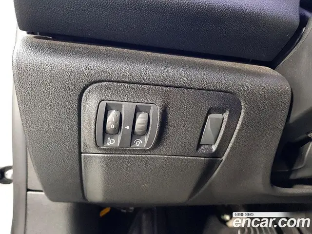 Renault (Samsung) SM6 2016 1.5 автомат (гидро), миниатюра 11