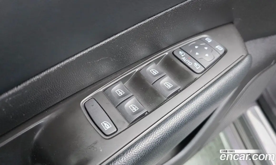 Renault (Samsung) SM6 2016 2.0 автомат (гидро), фото 12 Renault (Samsung) SM6 2016 2.0 автомат (гидро), фото 12