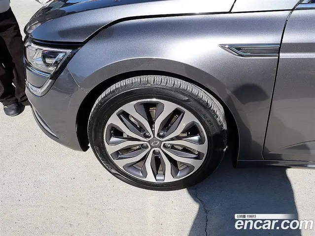 Renault (Samsung) SM6 2016 2.0 автомат (гидро), миниатюра 5 Renault (Samsung) SM6 2016 2.0 автомат (гидро), миниатюра 5