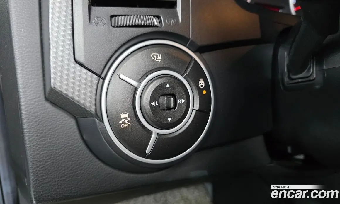 SsangYong Korando 2014 2.0 автомат (гидро), фото 12 SsangYong Korando 2014 2.0 автомат (гидро), фото 12