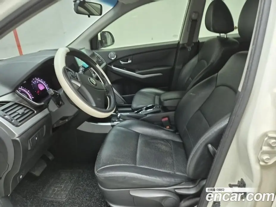 SsangYong Korando 2014 2.0 автомат (гидро), фото 8 SsangYong Korando 2014 2.0 автомат (гидро), фото 8