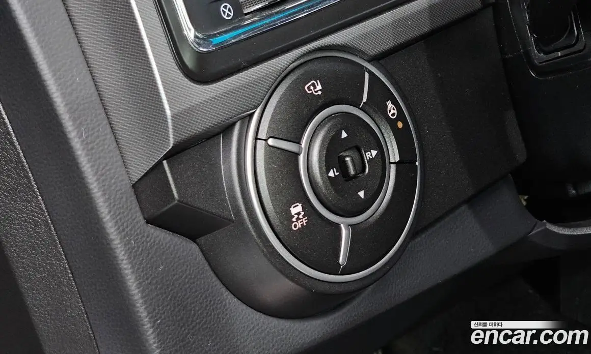 SsangYong Korando 2016 2.2 автомат (гидро), фото 14 SsangYong Korando 2016 2.2 автомат (гидро), фото 14