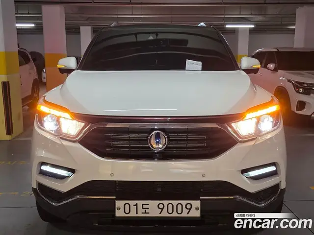 SsangYong Rexton 2017 2.2 автомат (гидро), миниатюра 2