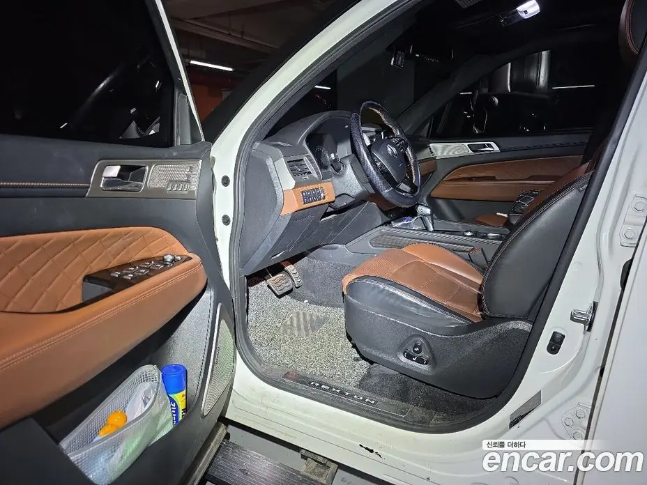 SsangYong Rexton 2017 2.2 автомат (гидро), фото 14