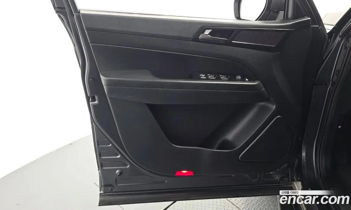 SsangYong Rexton 2019 2.2 автомат (гидро), фото 14 SsangYong Rexton 2019 2.2 автомат (гидро), фото 14