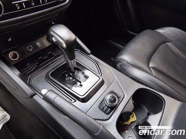 SsangYong Rexton 2021 2.2 автомат (гидро), миниатюра 10 SsangYong Rexton 2021 2.2 автомат (гидро), миниатюра 10