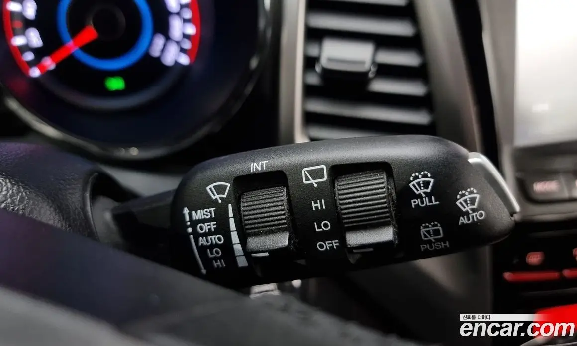 SsangYong TIBOLI 2015 1.6 автомат (гидро), фото 19 SsangYong TIBOLI 2015 1.6 автомат (гидро), фото 19