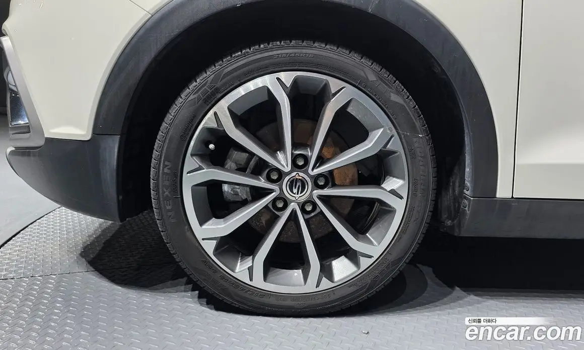 SsangYong TIBOLI 2018 1.6 автомат (гидро), фото 5 SsangYong TIBOLI 2018 1.6 автомат (гидро), фото 5