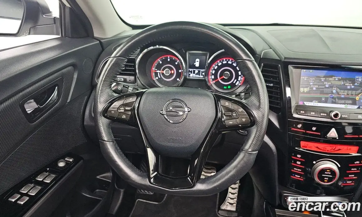 SsangYong TIBOLI 2019 1.6 автомат (гидро), фото 13