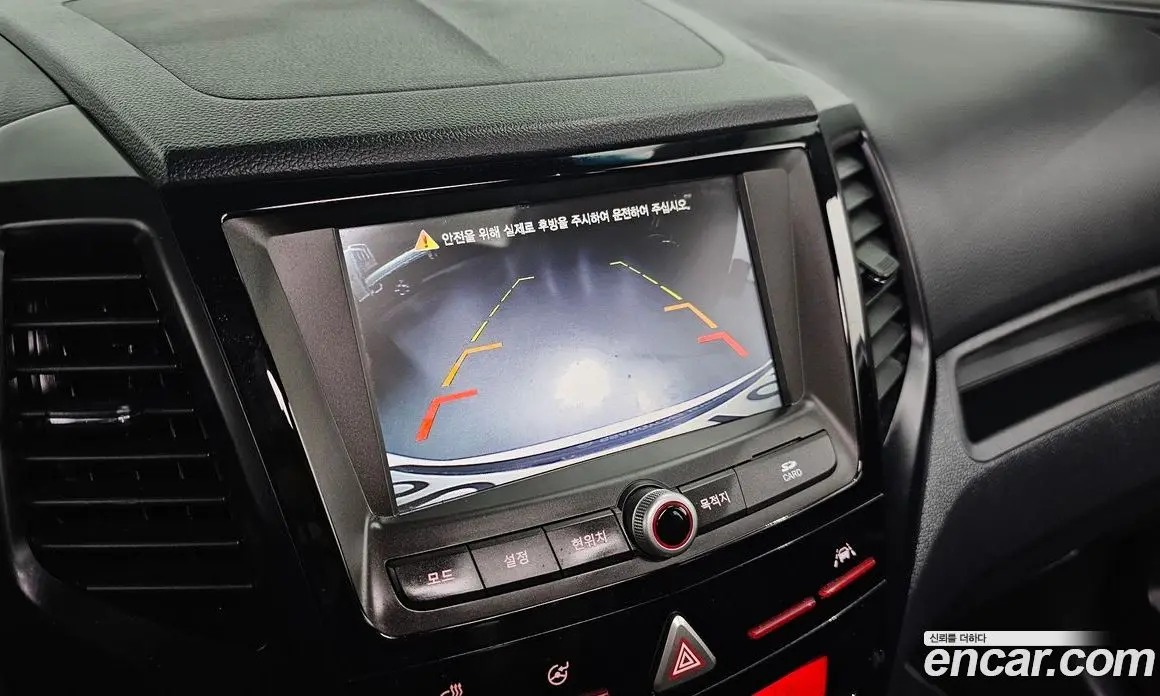 SsangYong TIBOLI 2019 1.6 автомат (гидро), фото 15