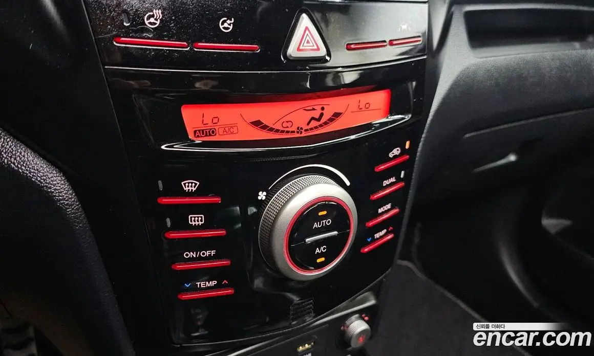 SsangYong TIBOLI 2019 1.6 автомат (гидро), фото 17